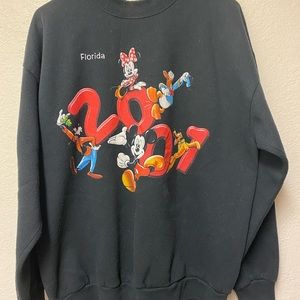2001 Disney World Florida crewneck sweater